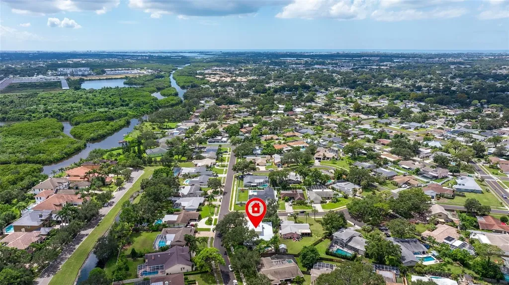 8846 Merrimoor Boulevard E Seminole FL 33777