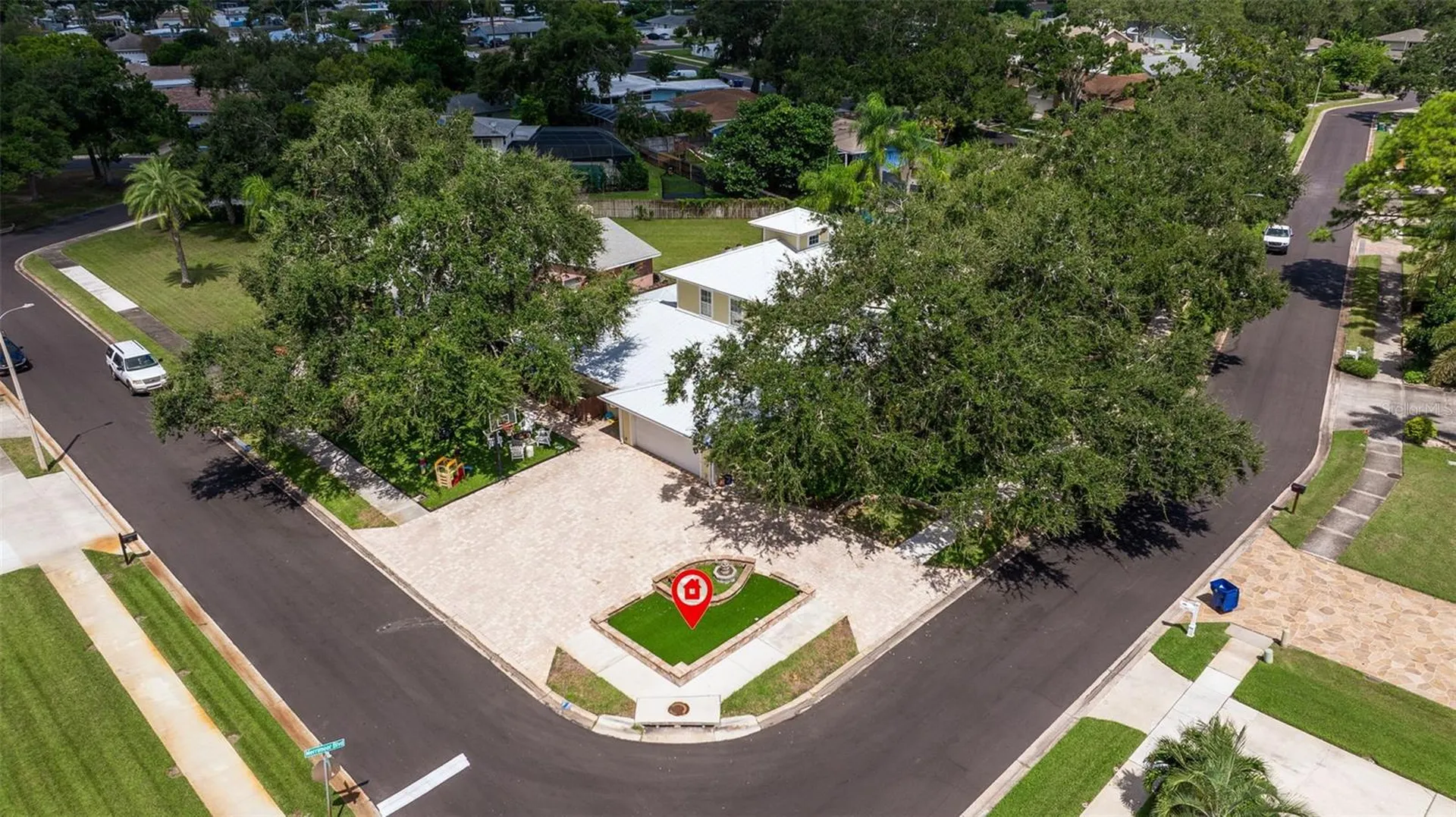 8846 Merrimoor Boulevard E Seminole FL 33777
