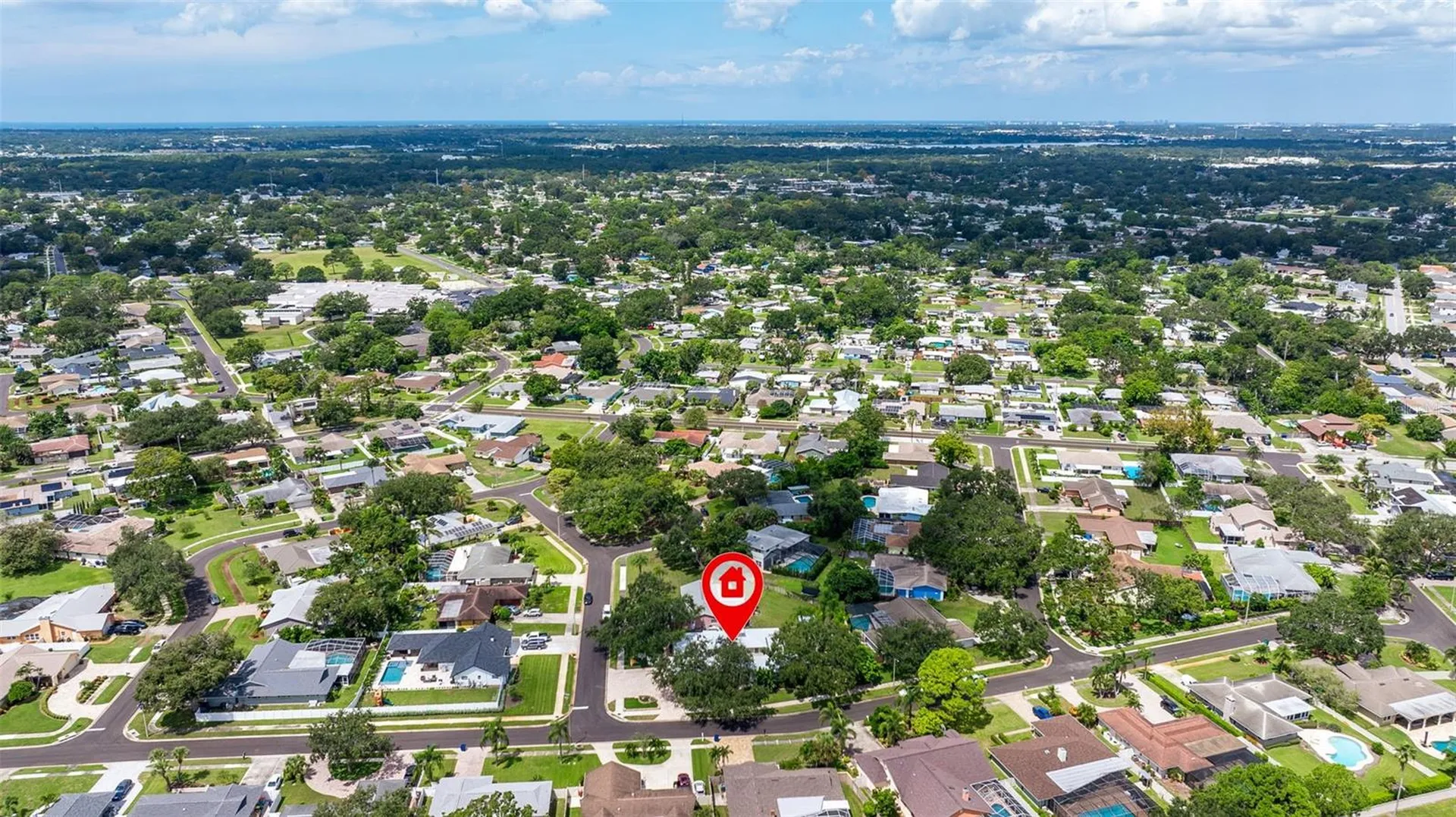 8846 Merrimoor Boulevard E Seminole FL 33777