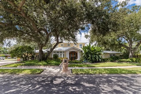 8846 Merrimoor Boulevard E Seminole FL 33777