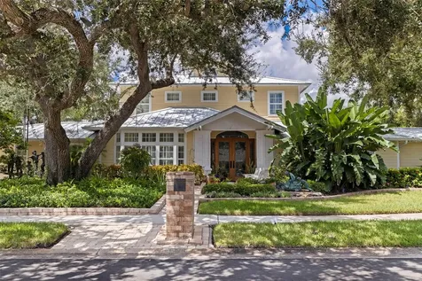 8846 Merrimoor Boulevard E Seminole FL 33777