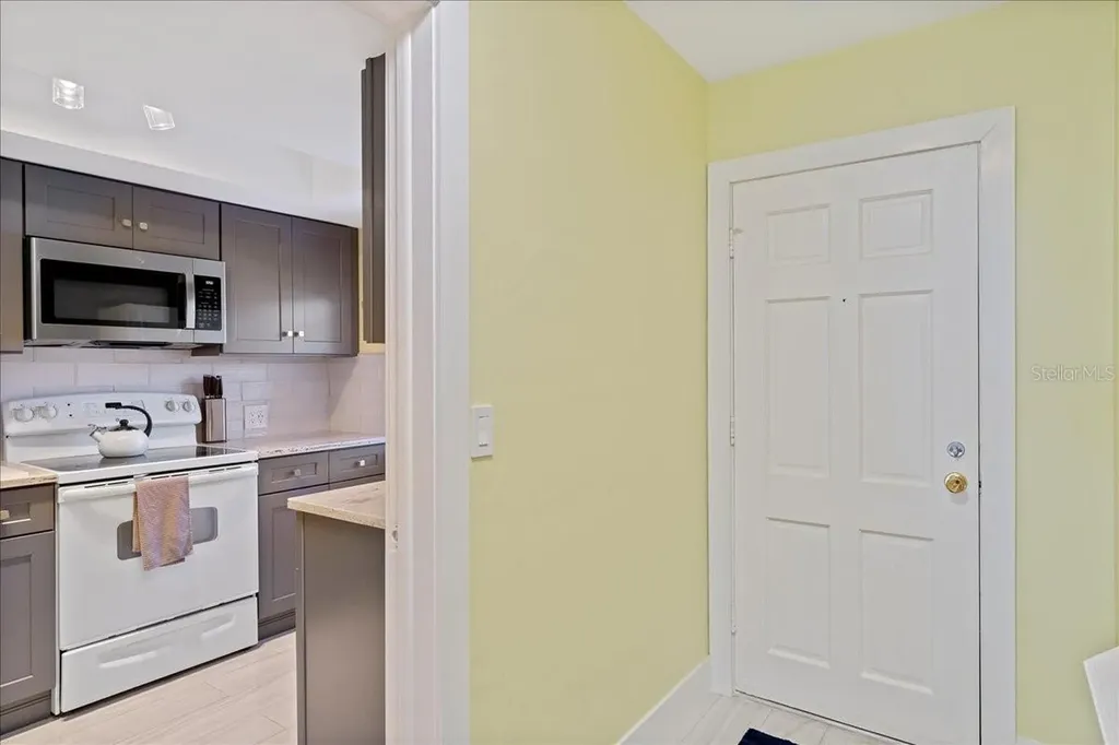 200 Glennes Lane Dunedin FL 34698