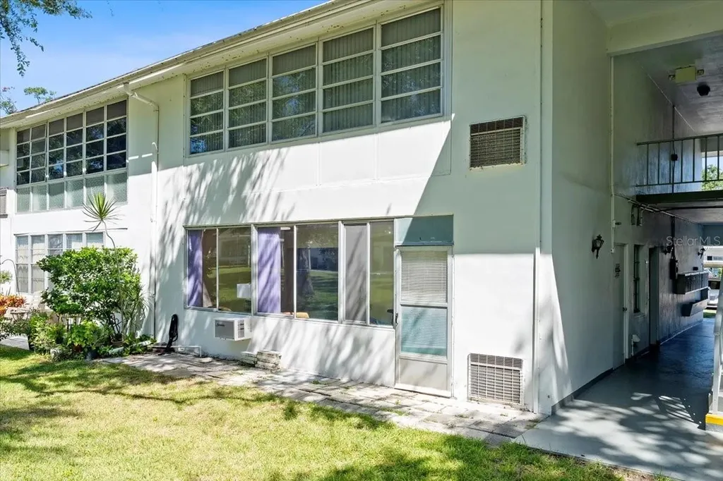 200 Glennes Lane Dunedin FL 34698