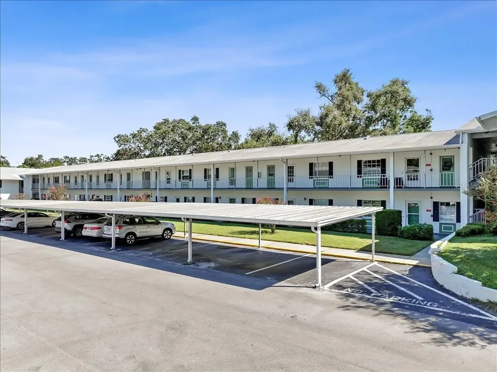 200 Glennes Lane Dunedin FL 34698