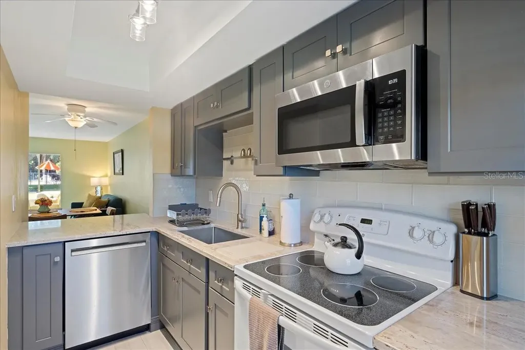 200 Glennes Lane Dunedin FL 34698