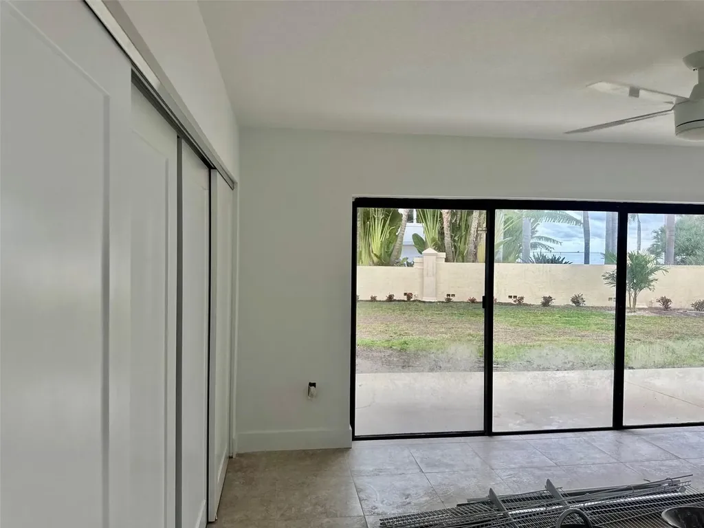 7550 Sunshine Skyway Lane S St Petersburg FL 33711