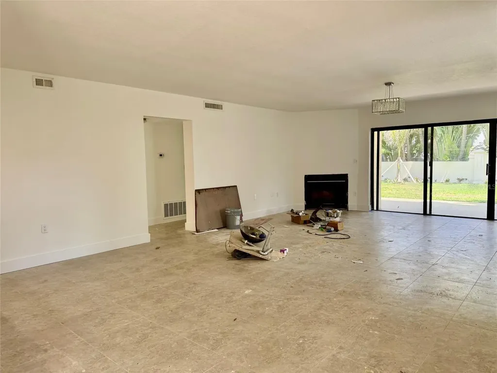 7550 Sunshine Skyway Lane S St Petersburg FL 33711