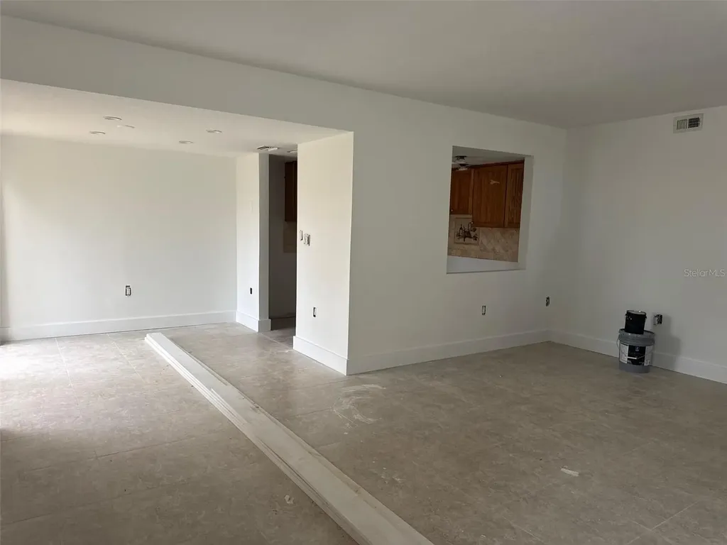 7550 Sunshine Skyway Lane S St Petersburg FL 33711