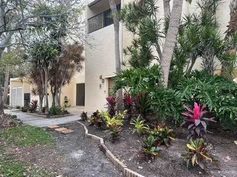 7550 Sunshine Skyway Lane S St Petersburg FL 33711