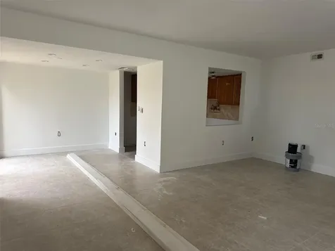 7550 Sunshine Skyway Lane S St Petersburg FL 33711