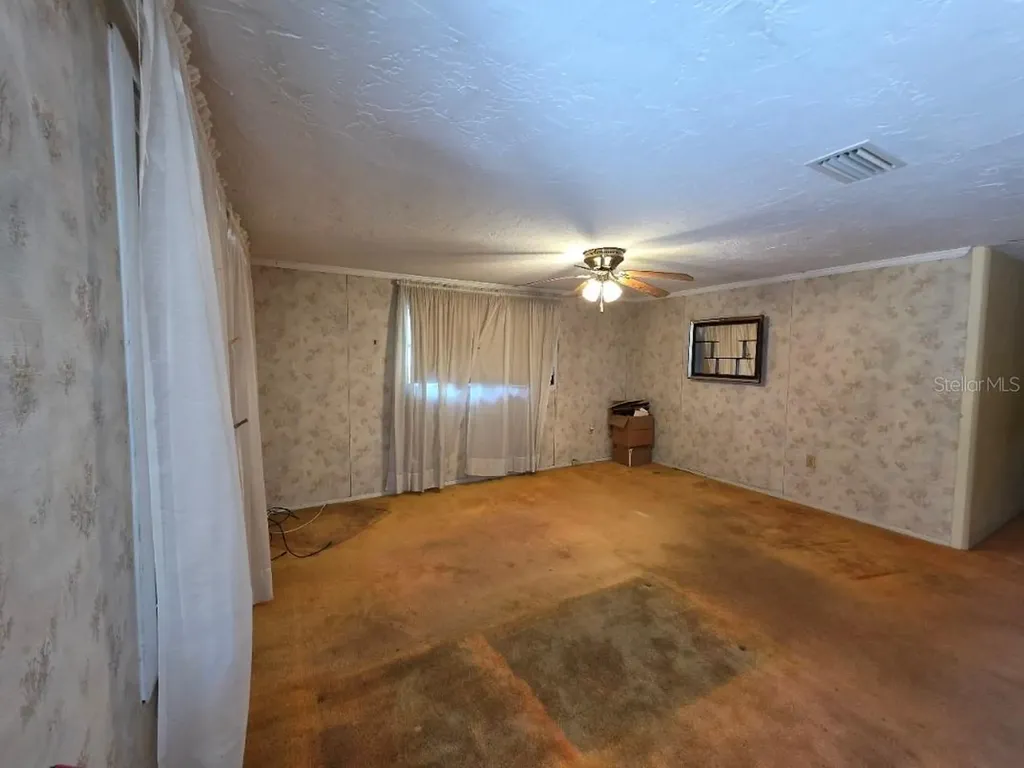 1516 NE 5th Place Gainesville FL 32641