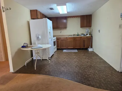 1516 NE 5th Place Gainesville FL 32641