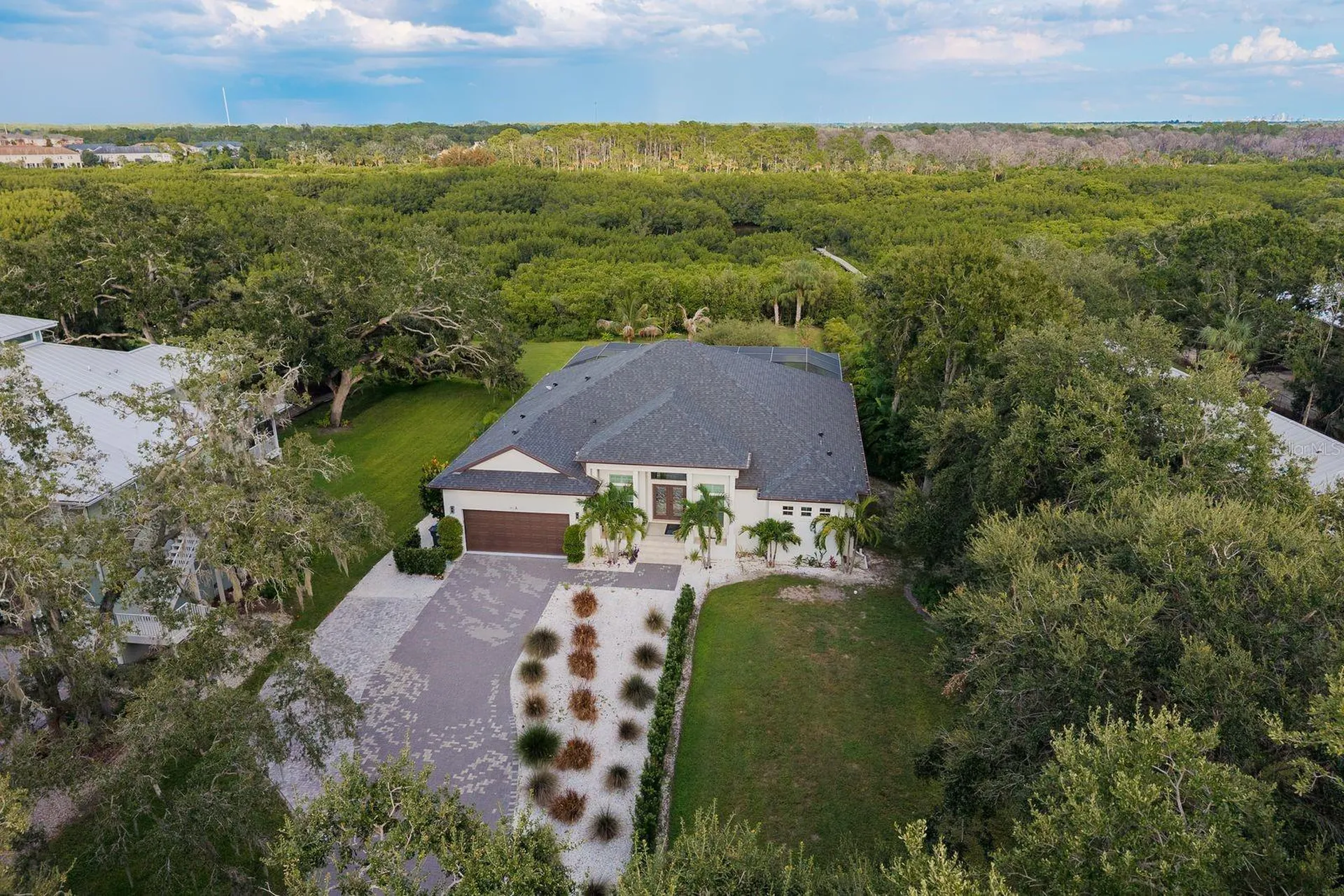 7811 Bay Drive Tampa FL 33635