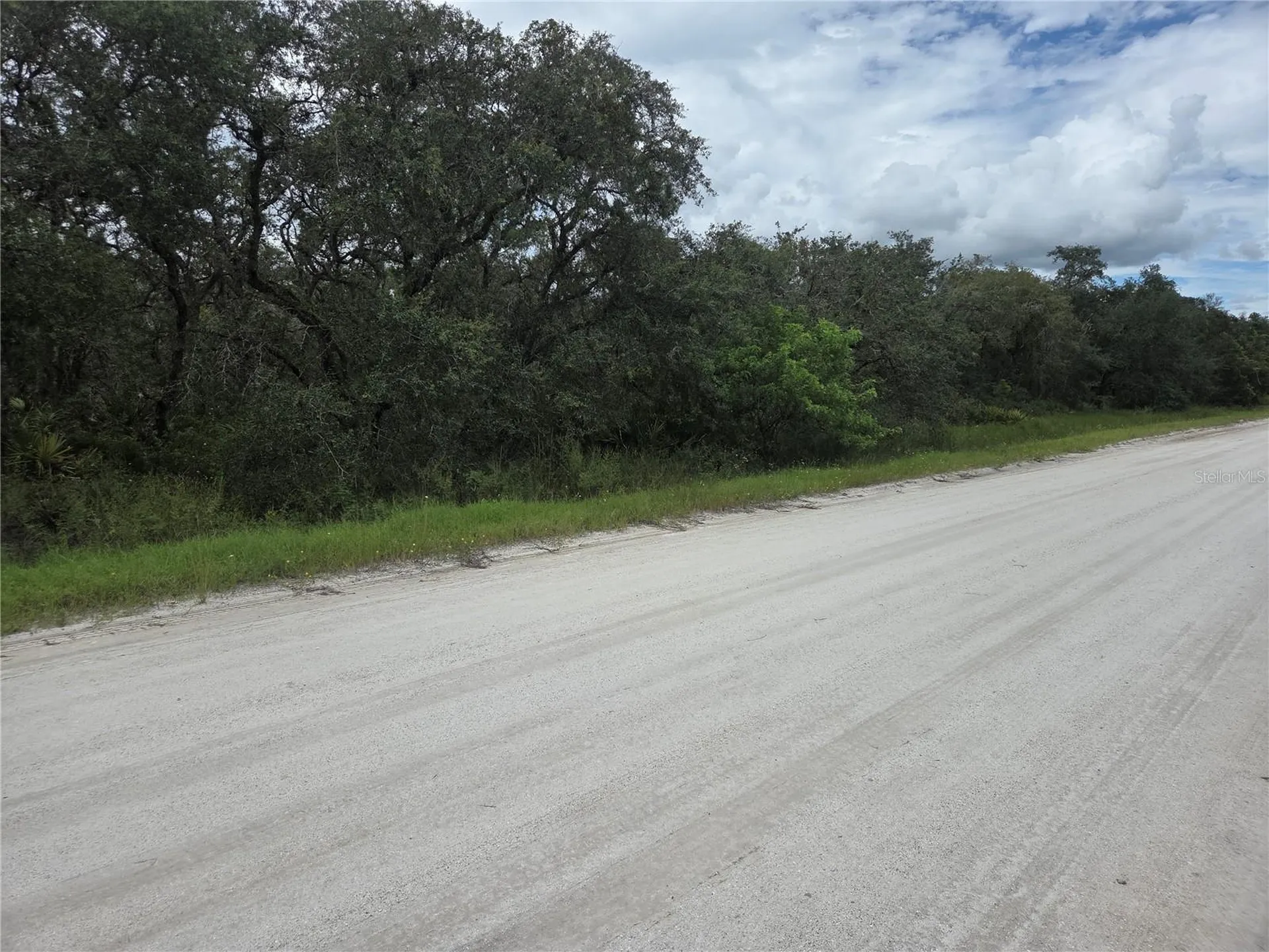 2912 Sand Pine Trail Frostproof FL 33843