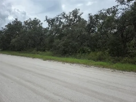 2912 Sand Pine Trail Frostproof FL 33843