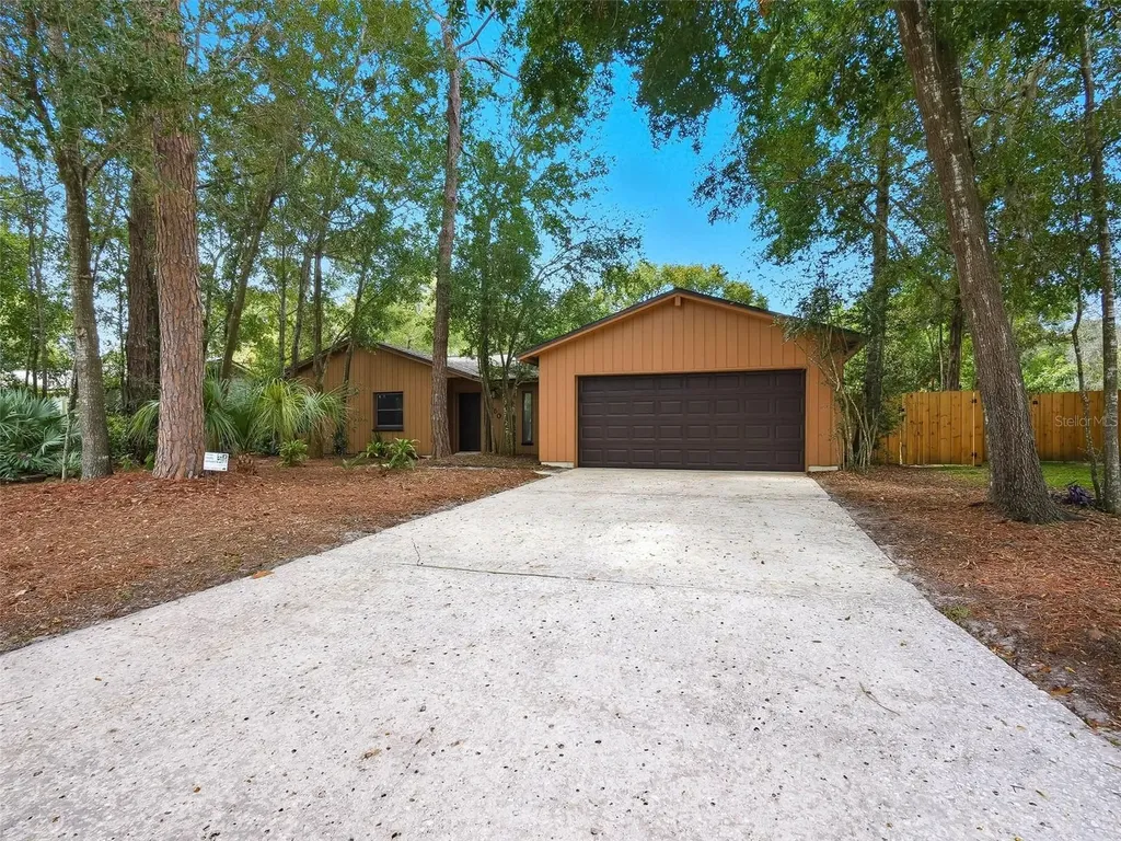 150 Essex Drive Longwood FL 32779