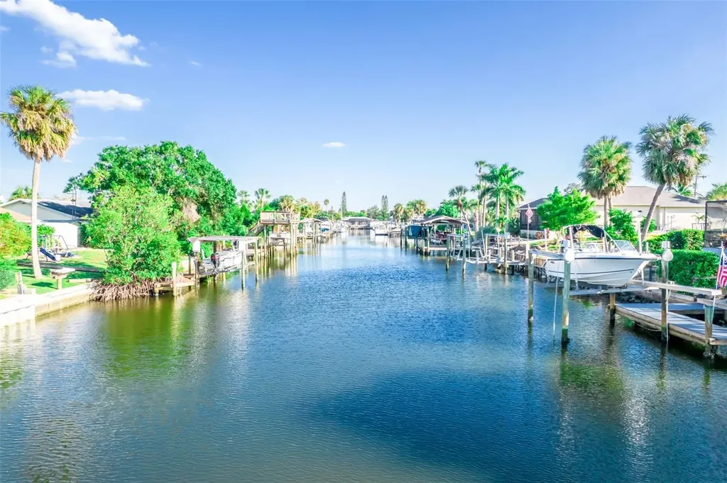 736 Gran Kaymen Way Apollo Beach FL 33572