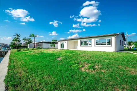 736 Gran Kaymen Way Apollo Beach FL 33572