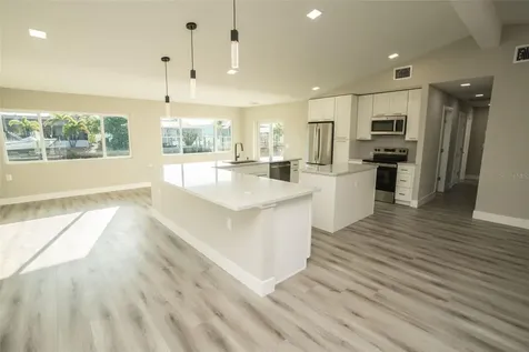 736 Gran Kaymen Way Apollo Beach FL 33572