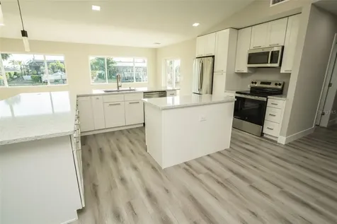 736 Gran Kaymen Way Apollo Beach FL 33572