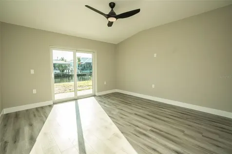 736 Gran Kaymen Way Apollo Beach FL 33572