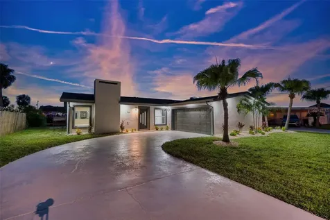 736 Gran Kaymen Way Apollo Beach FL 33572
