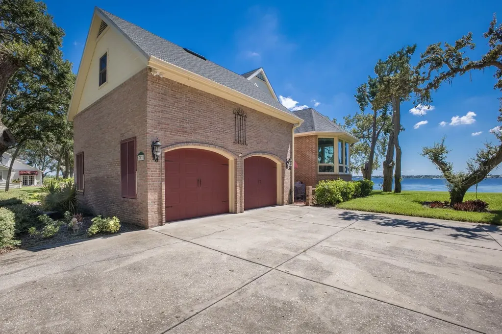 702 32nd Avenue W Palmetto FL 34221