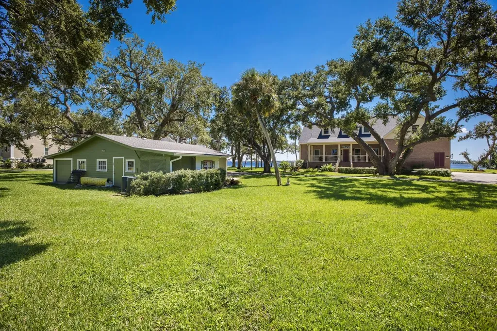 702 32nd Avenue W Palmetto FL 34221