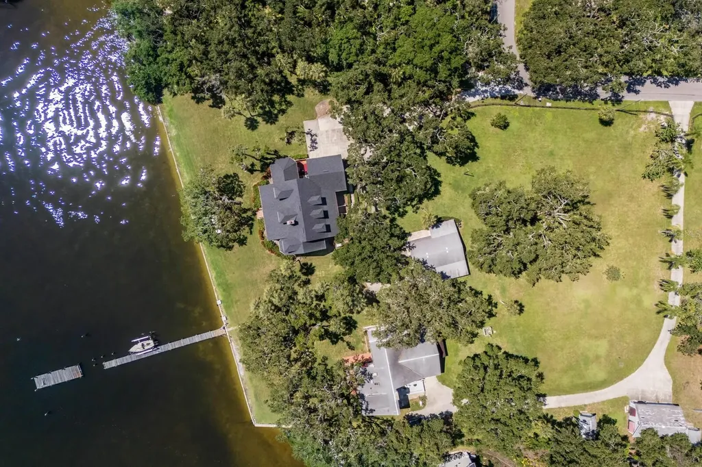 702 32nd Avenue W Palmetto FL 34221
