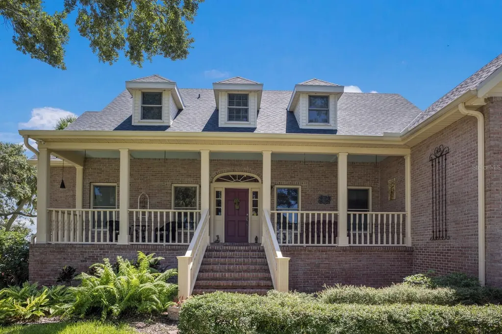 702 32nd Avenue W Palmetto FL 34221