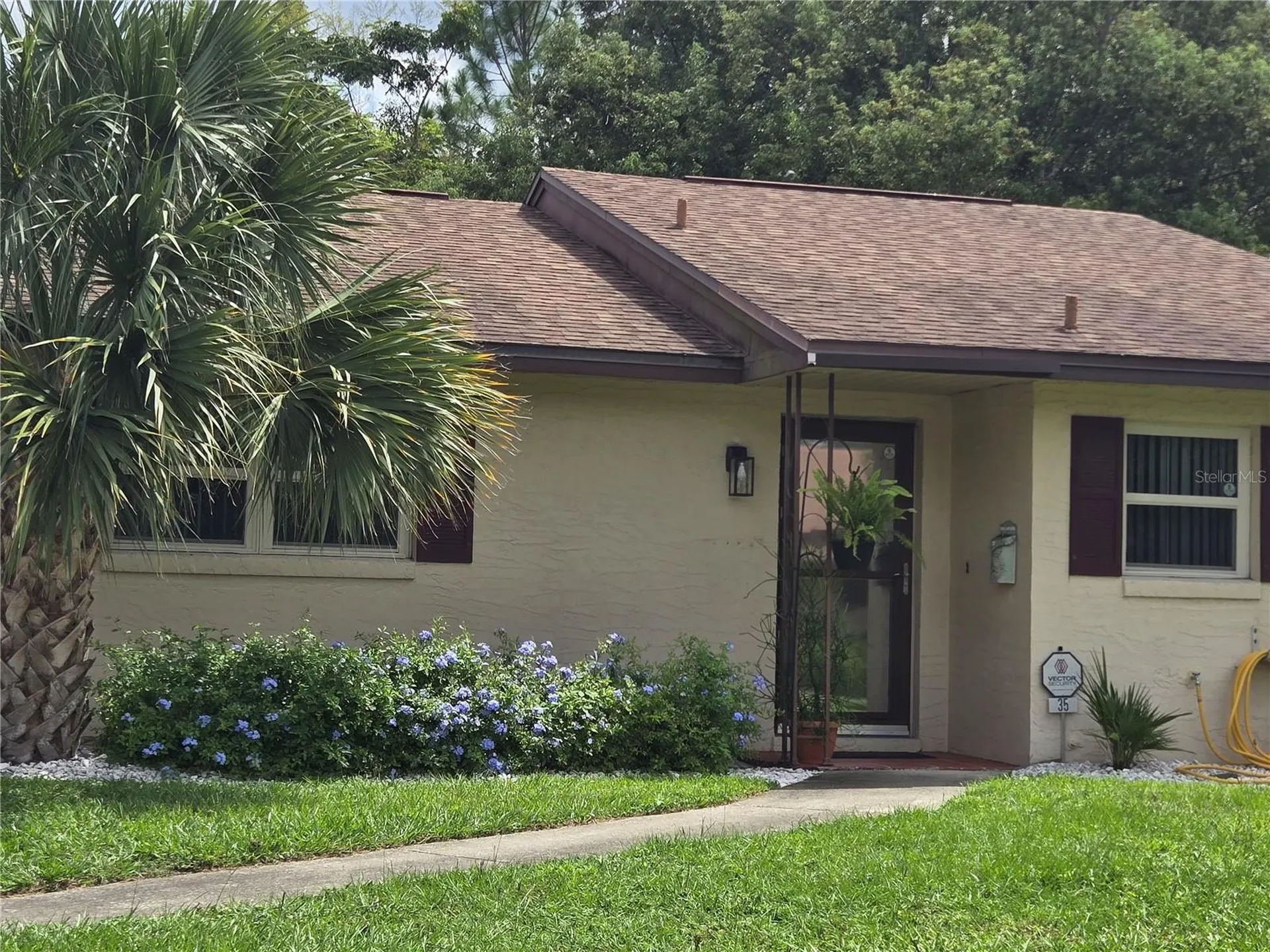 35 Villa Villar Court Deland FL 32724