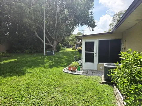 35 Villa Villar Court Deland FL 32724