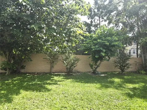 35 Villa Villar Court Deland FL 32724