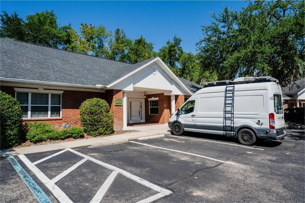 6212 NW 43rd Street Gainesville FL 32653