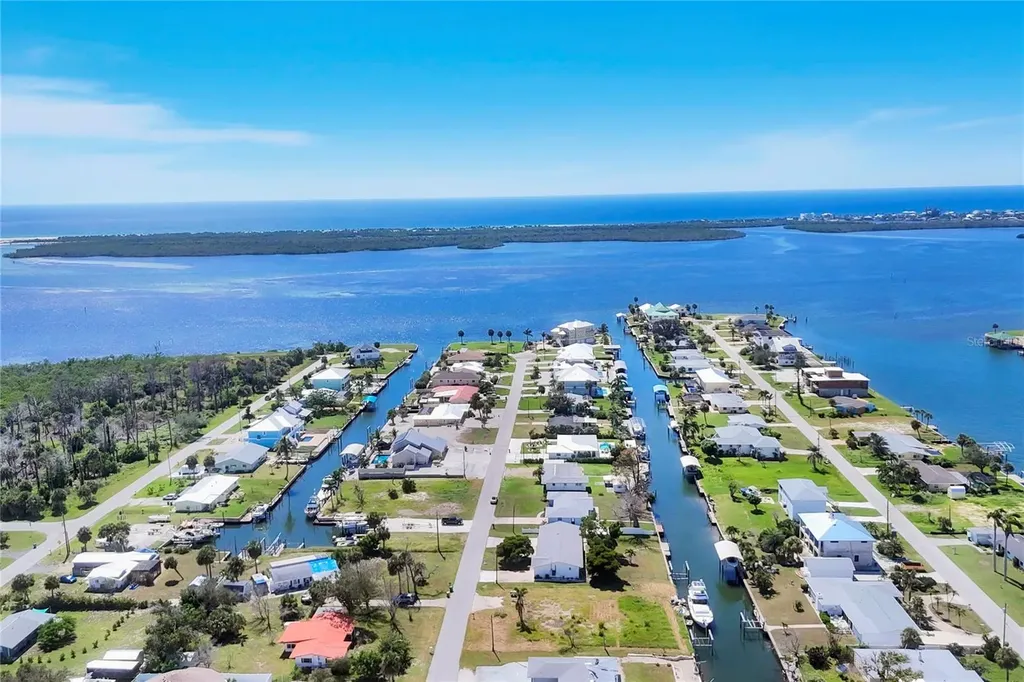1944 Pennsylvania Avenue Englewood FL 34224