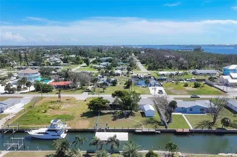 1944 Pennsylvania Avenue Englewood FL 34224