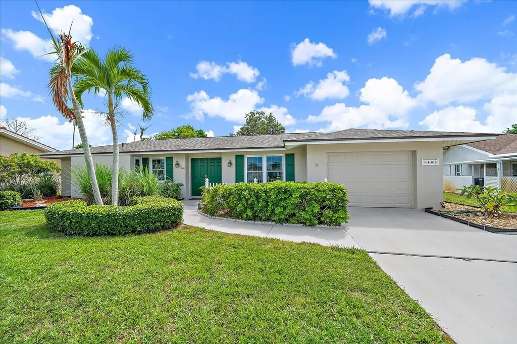 7403 14th Avenue W Bradenton FL 34209
