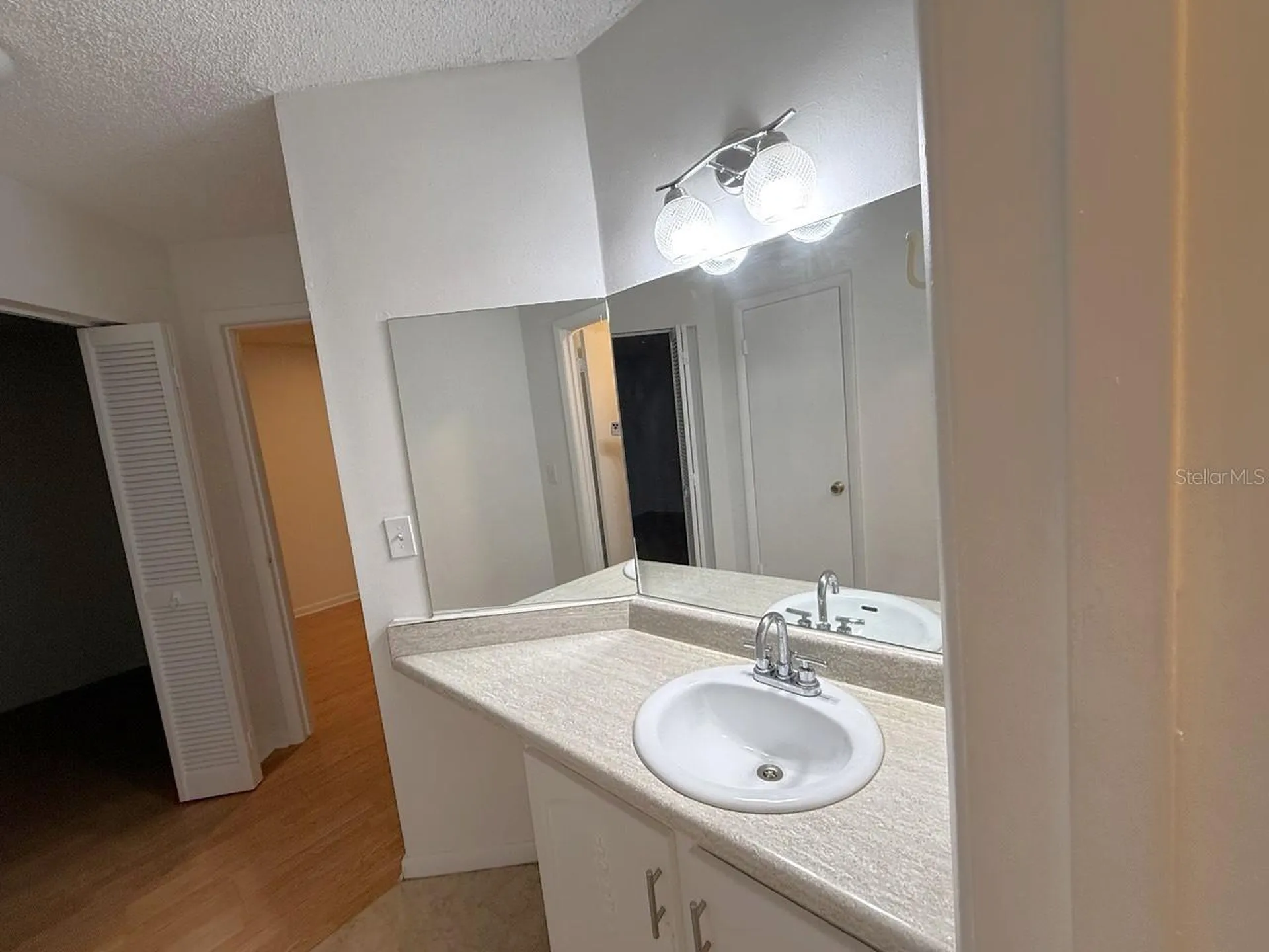 4308 Lakeway Drive Orlando FL 32839