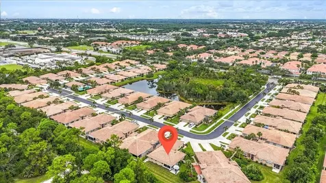 235 Auburn Woods Circle Venice FL 34292