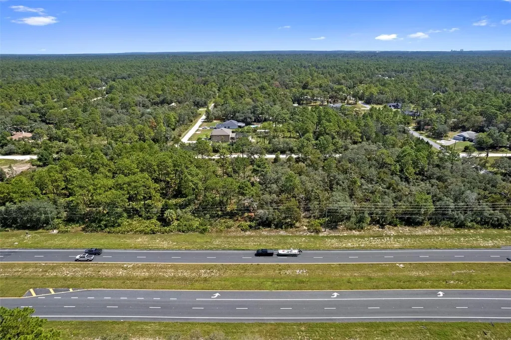 18172 Commercial Way Weeki Wachee FL 34614
