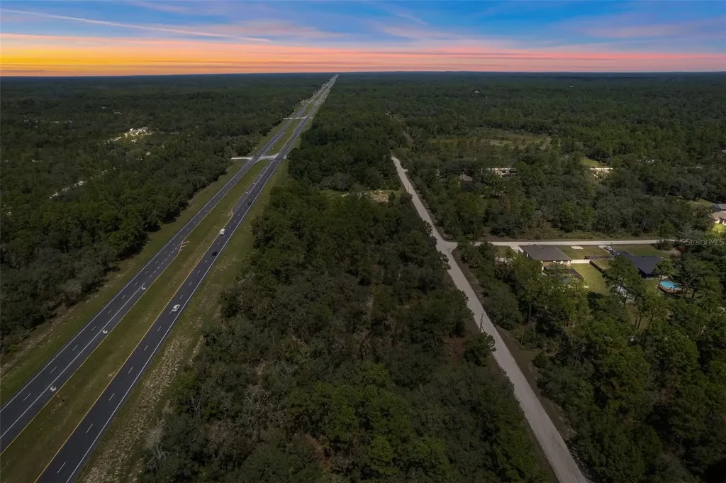 18172 Commercial Way Weeki Wachee FL 34614