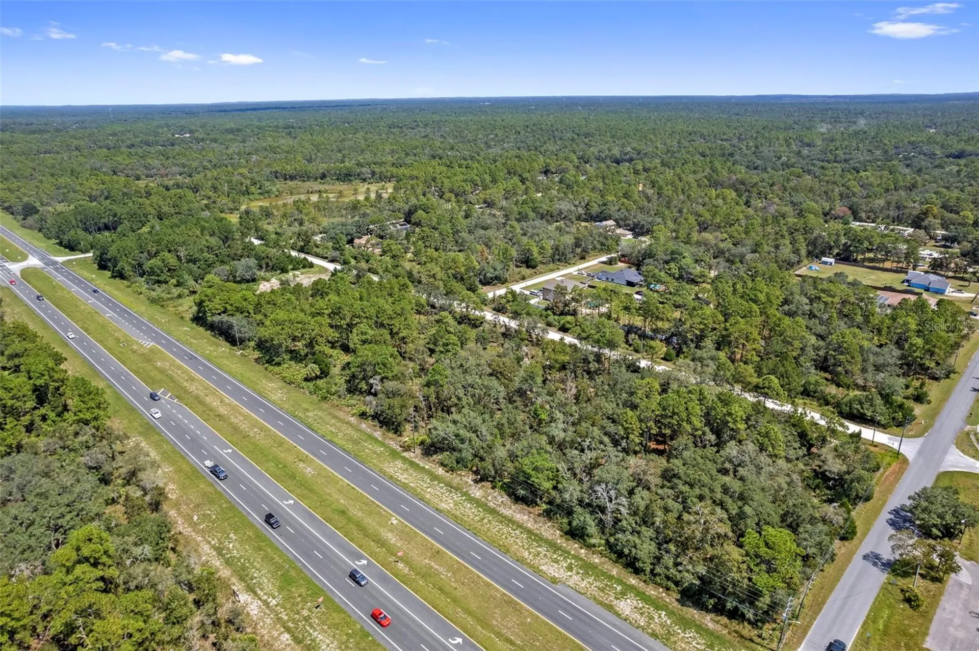 18172 Commercial Way Weeki Wachee FL 34614
