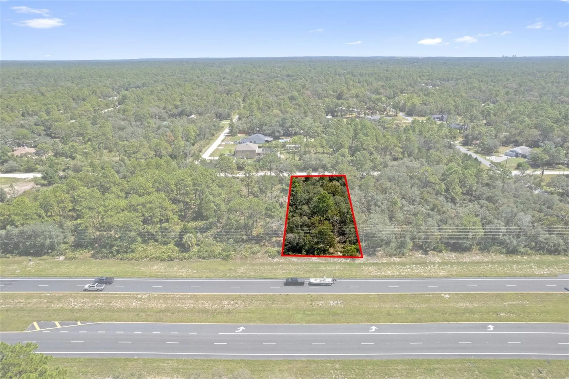 18172 Commercial Way Weeki Wachee FL 34614
