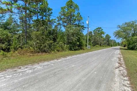 18172 Commercial Way Weeki Wachee FL 34614