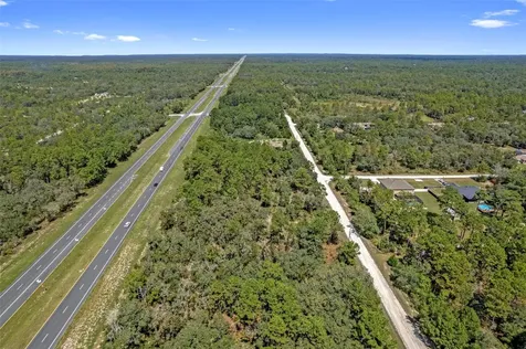 18172 Commercial Way Weeki Wachee FL 34614