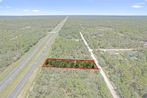 18172 Commercial Way Weeki Wachee FL 34614