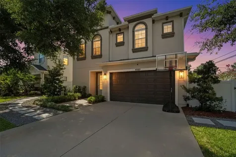 4020 W Kensington Avenue Tampa FL 33629