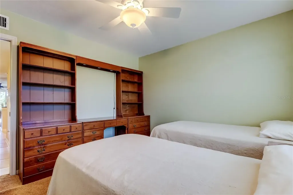 9868 Indian Key Trail Seminole FL 33776