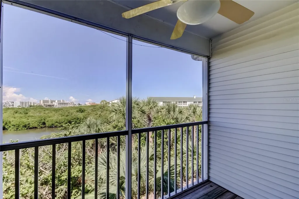 9868 Indian Key Trail Seminole FL 33776