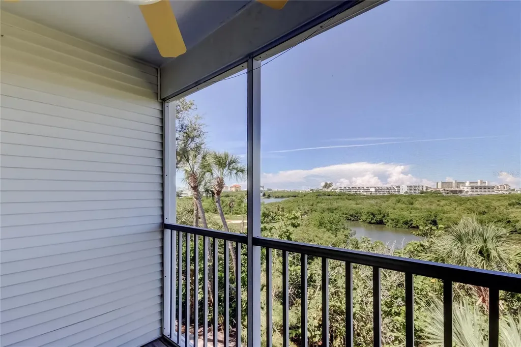 9868 Indian Key Trail Seminole FL 33776